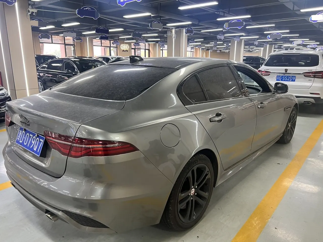 Jaguar 2020 XEL 2.0T 200PS R-DYNAMIC S Enterprising Sports Edition Automatic Gear 5