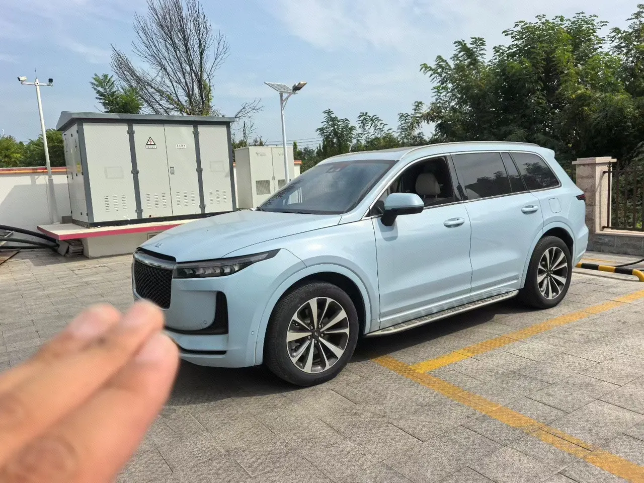 Open image lightbox: Li 2020 ONE 1.2T extended range 6-seat automatic gear