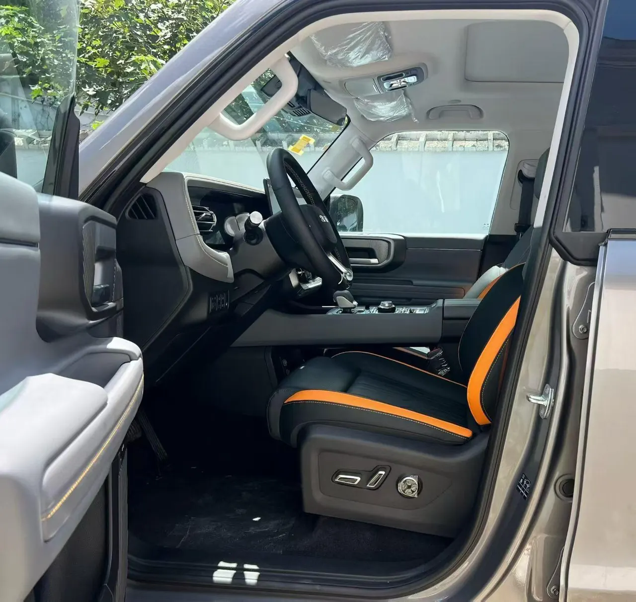 Beijing 2025 BJ40e Standard Edition Automatic 4