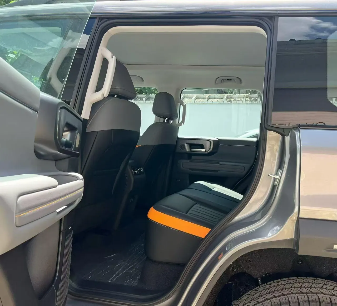 Beijing 2025 BJ40e Standard Edition Automatic 6
