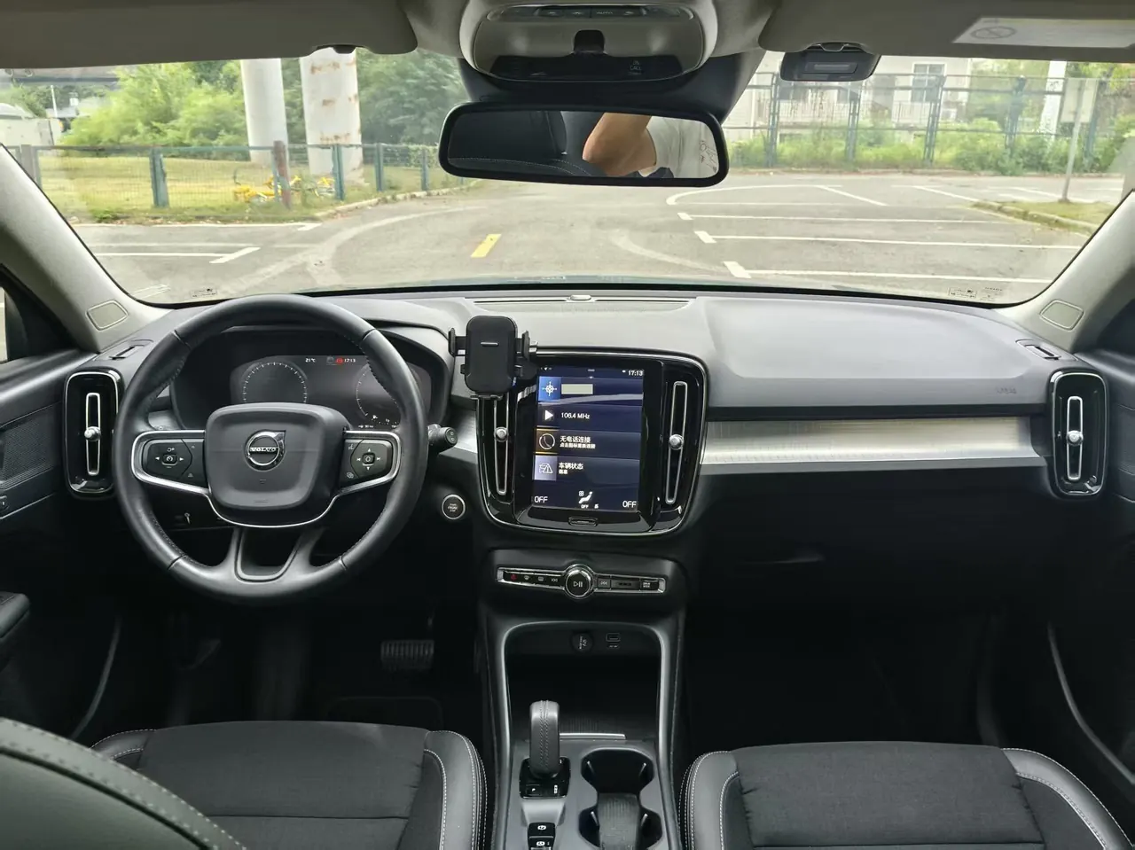 Volvo 2020 XC40 1.5T T3 Smart Fashion Edition Automatic Gear 7