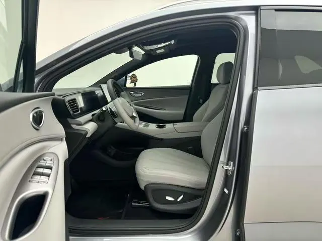 BYD 2025 Sea Lion 06 DM-i 1.5 Stepless 205 Pilot Pro Edition Automatic Gear 4