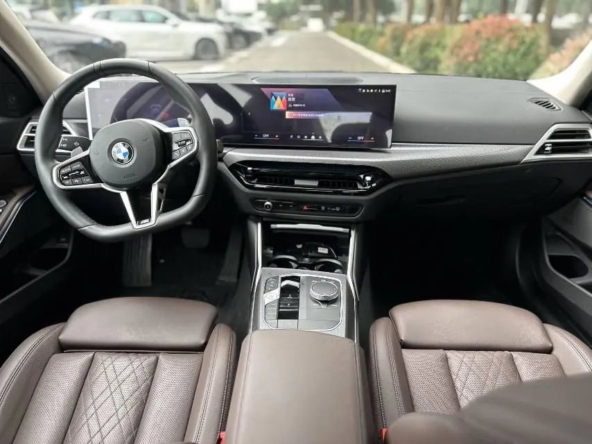 BMW 3 Series 2025 330Li 2.0T M Sports Obsidian Night Suit Automatic Gear 3