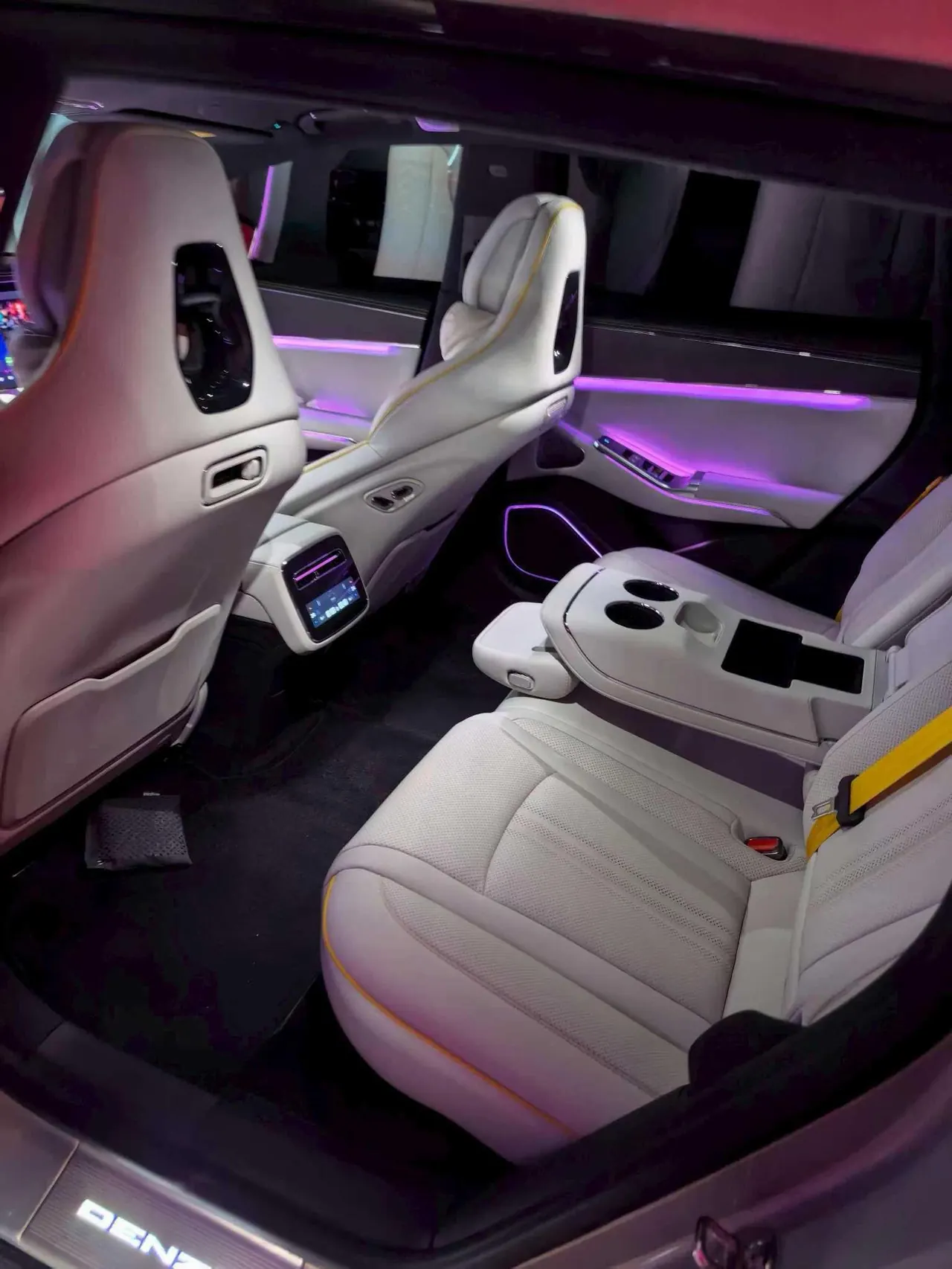 Denza 2026 Denza Z9GT Flashback Flagship Automatic Transmission 3