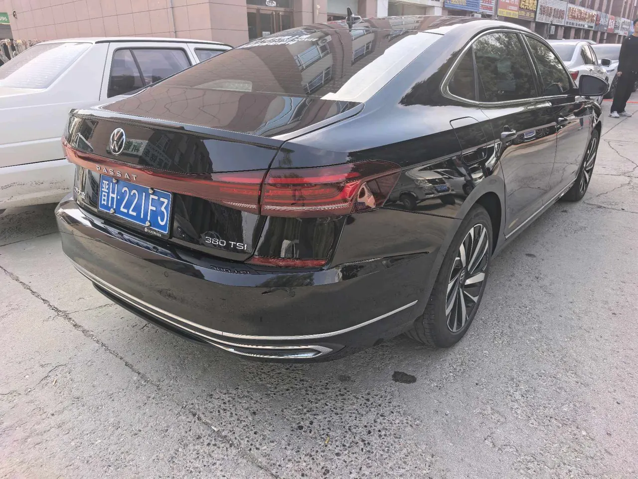Volkswagen 2025 Passat 2.0TSI 380TSI Subut Longteng Edition Automatic Gear 5