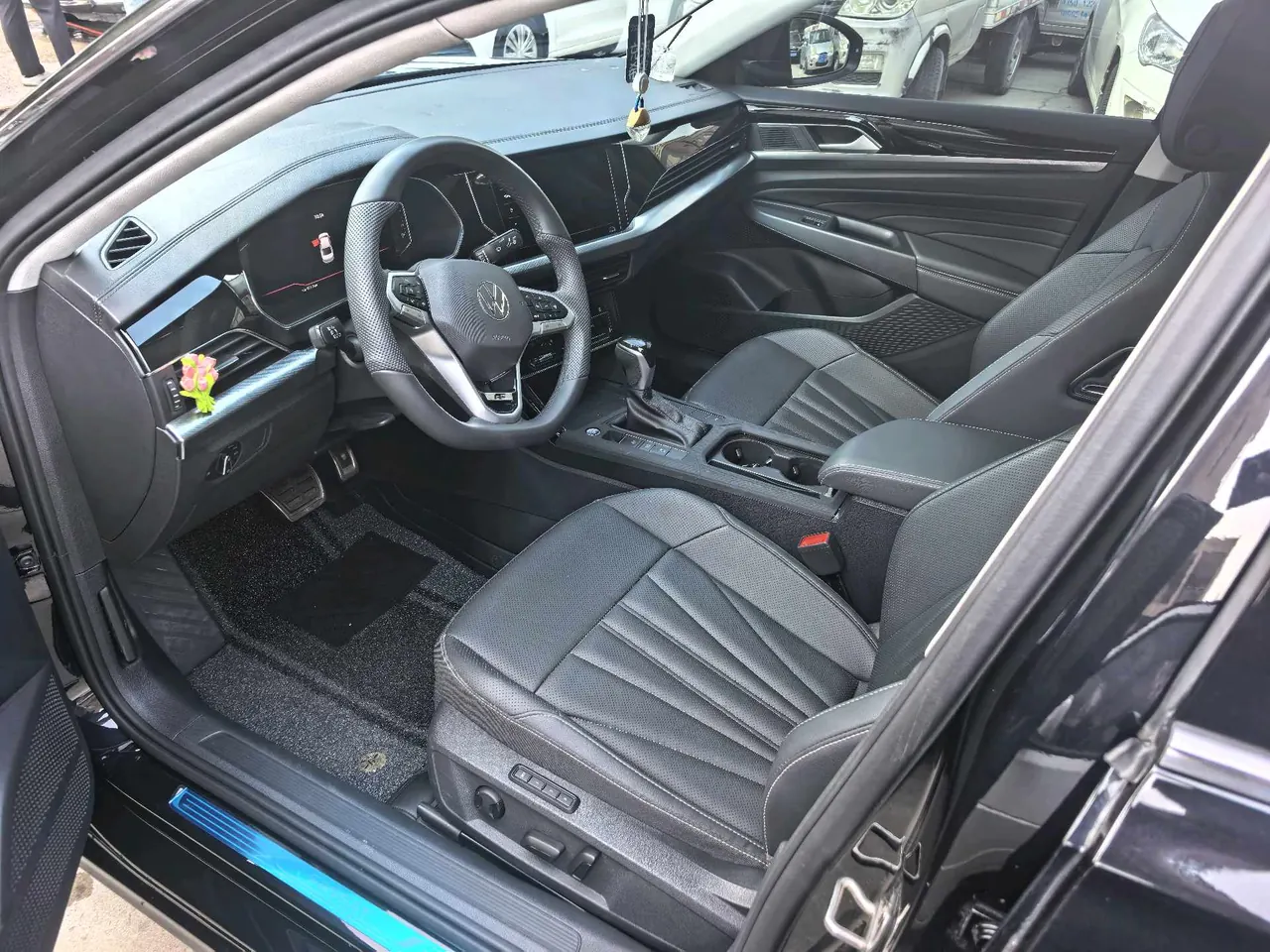Volkswagen 2025 Passat 2.0TSI 380TSI Subut Longteng Edition Automatic Gear 6