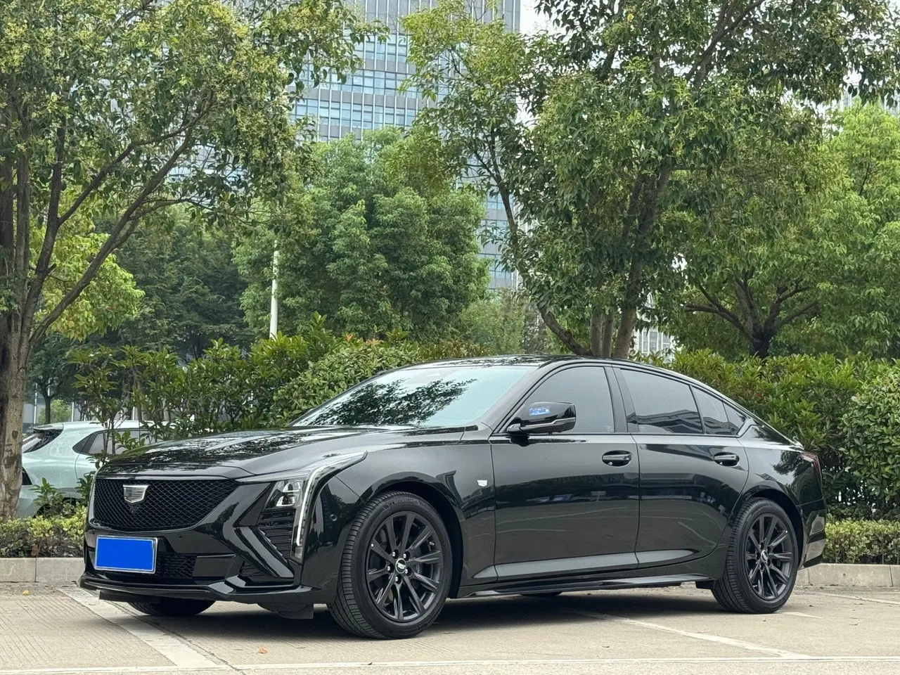 Открыть галерею: Cadillac 2025 CT5 2.0T 28T Track Performance Edition Automatic Gear