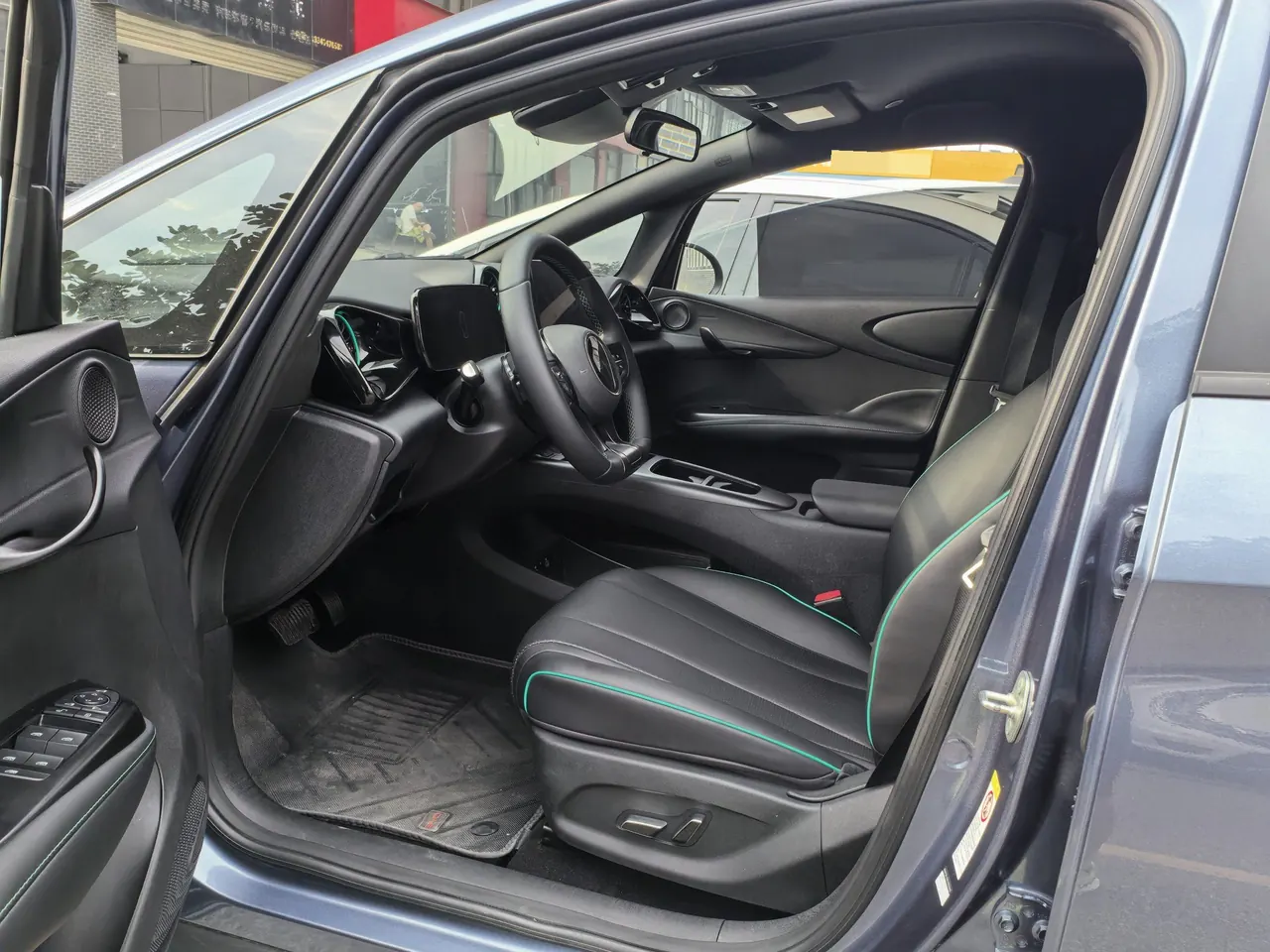 BYD 2025 Dolphin Smart Driving 420km Free Automatic 6