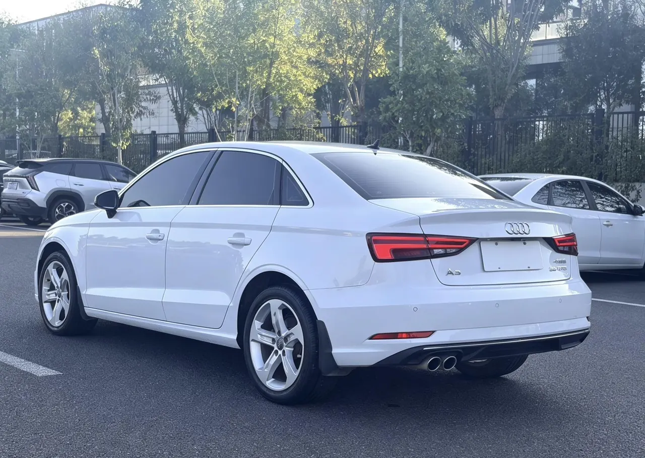 Audi 2020 A3 Limousine 1.4TFSI 35TFSI aggressive automatic gear 7
