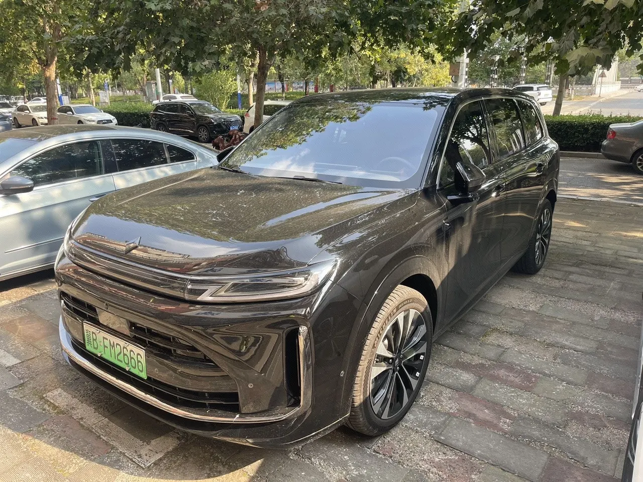 Huajing 2026 Huajing S 1.5T 255km Gan Kun Zhen Enjoy Hongmeng Automatic Gear - View 1