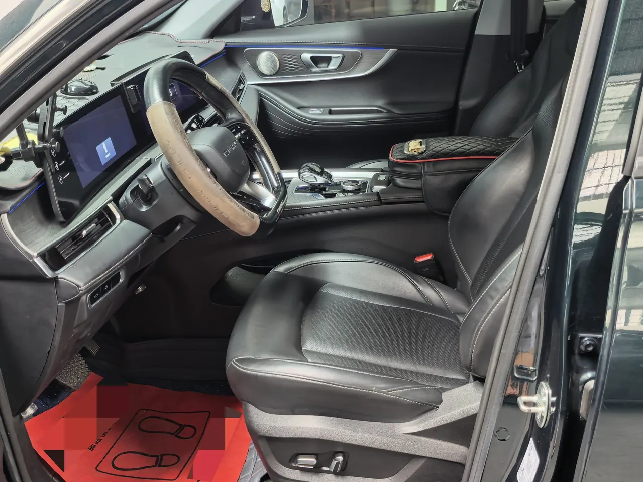 Chery 2025 Ruihu 8 PRO 1.6T 290T Two-Drive Deluxe Edition Automatic Gear 7