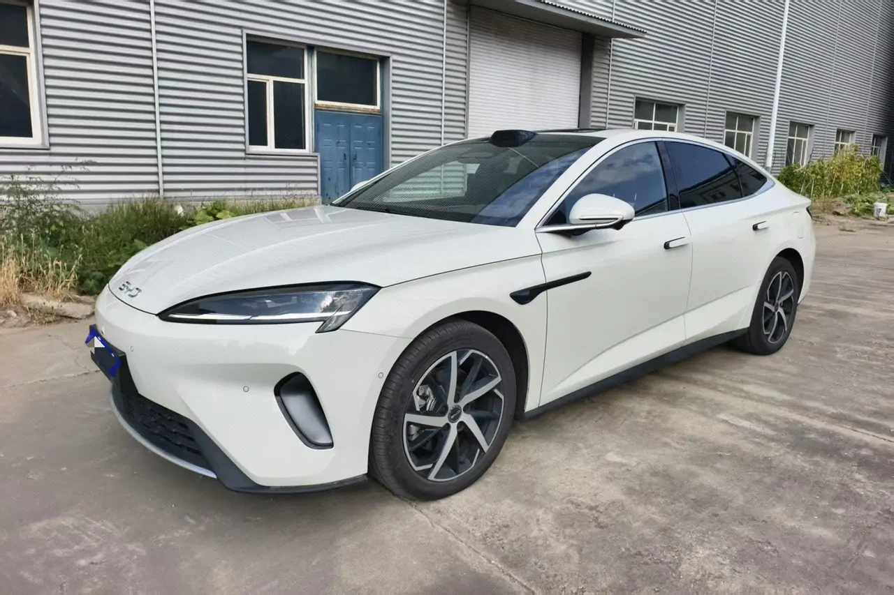 Open image lightbox: BYD 2025 Seal 07 DM-i 1.5T Stepless Smart Driving Edition 125km Flagship Automatic Gear