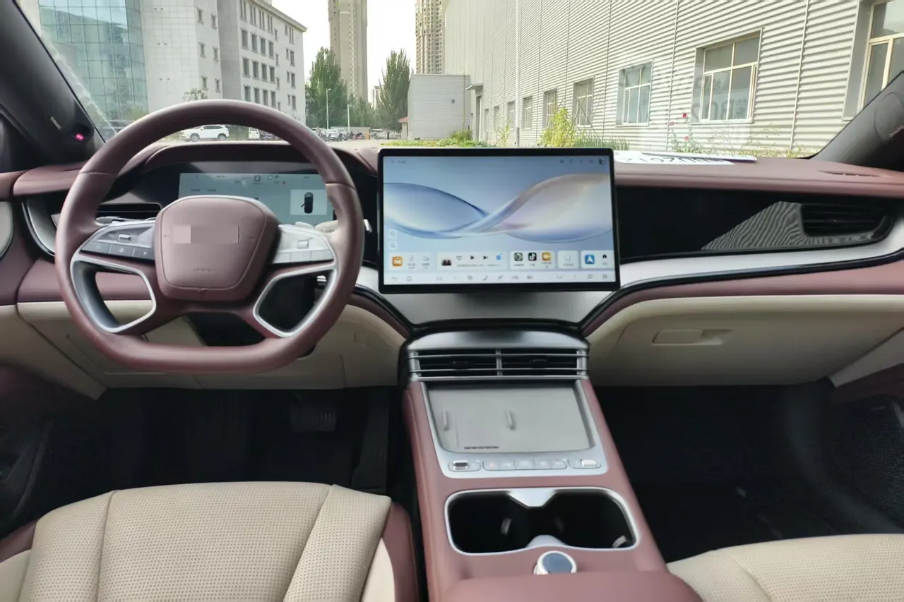 BYD 2025 Seal 07 DM-i 1.5T Stepless Smart Driving Edition 125km Flagship Automatic Gear 4