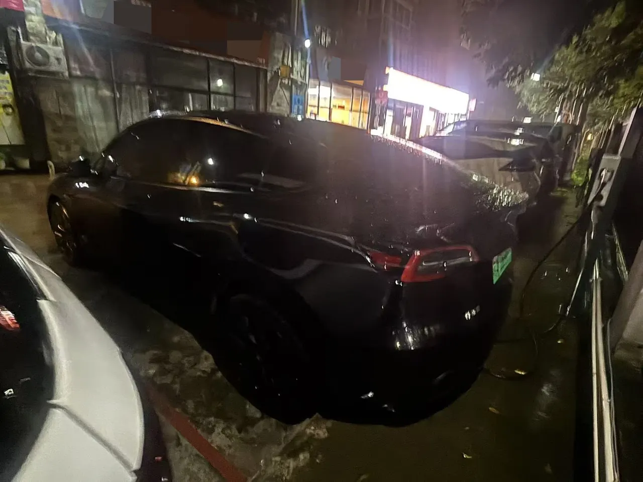 Tesla 2024 Model Y long endurance all-wheel drive version automatic transmission 5