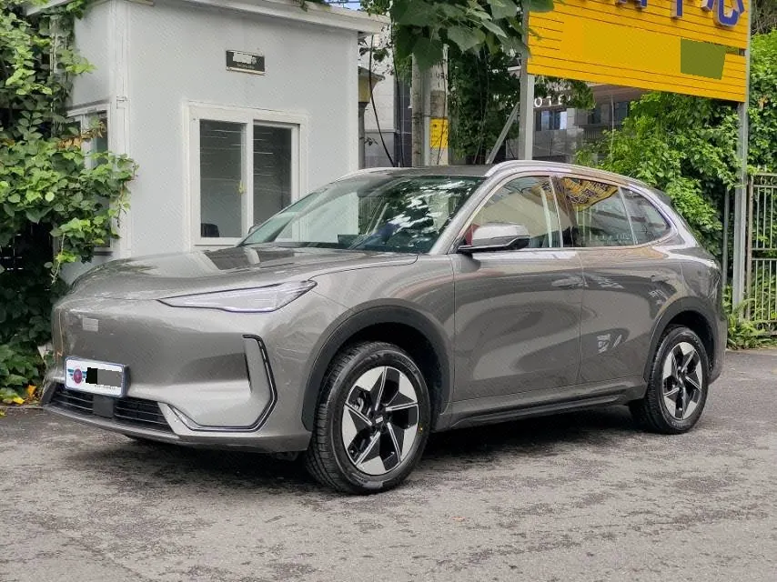 Открыть галерею: Geely Galaxy 2026 E 5 530km Discovery Edition Automatic Gear