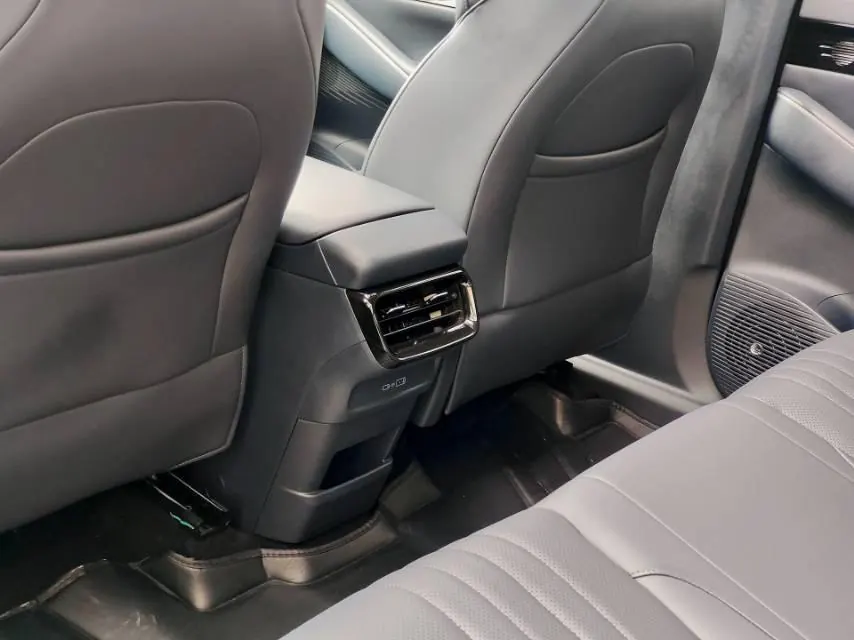 Geely Galaxy 2026 E 5 530km Discovery Edition Automatic Gear 4