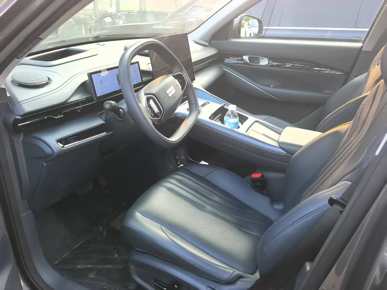 Geely Galaxy 2026 E 5 610km Discovery Edition Automatic Gear 4
