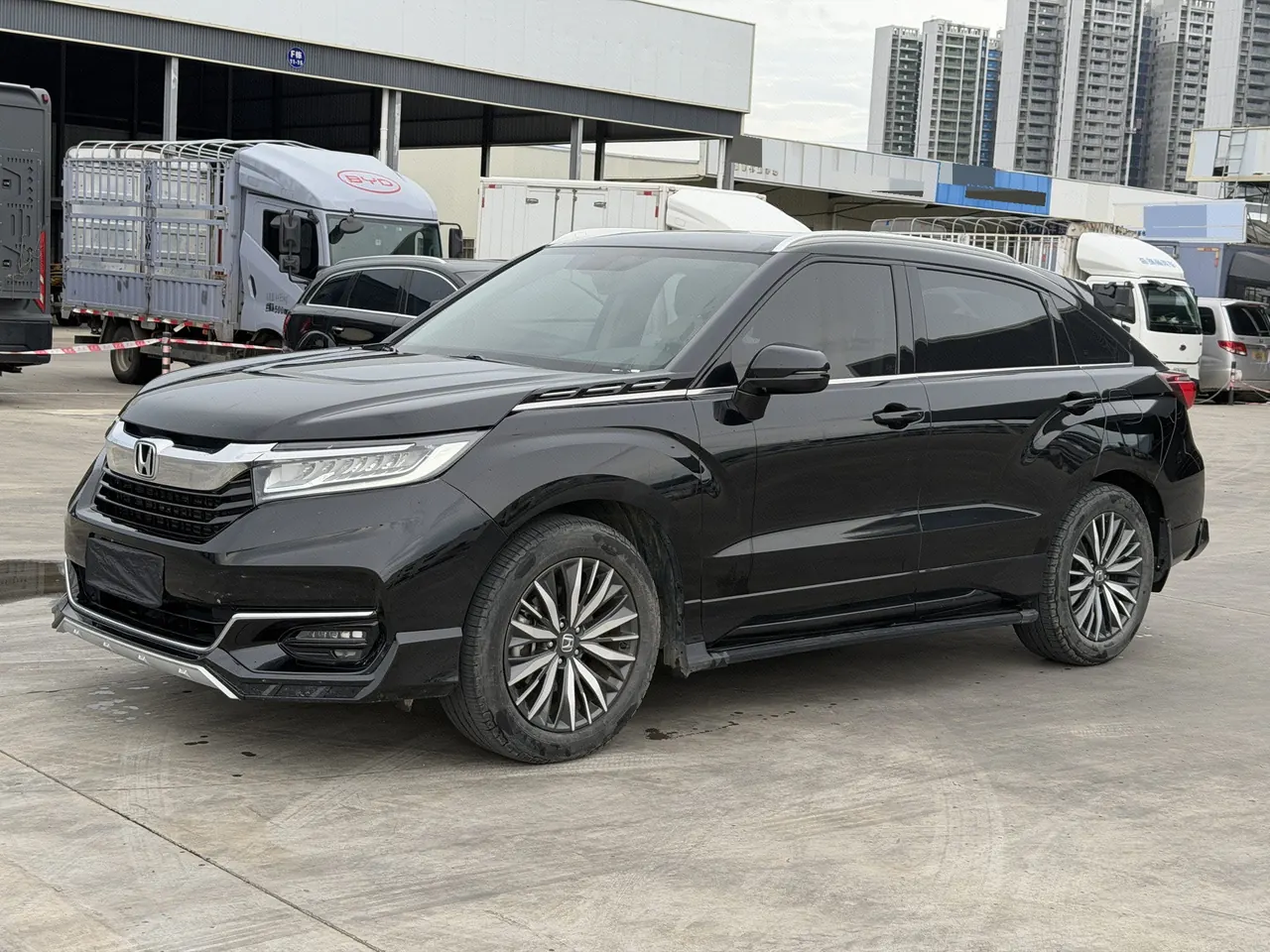 Открыть галерею: Honda 2020 Crown Road 2.0T 370TURBO Two-Drive Deluxe Automatic Gear