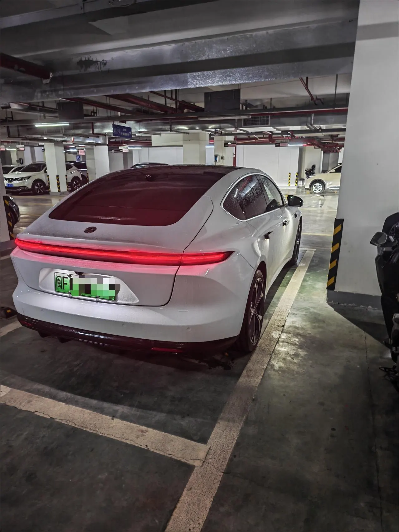 NIO 2024 ET5 75kWh automatic gear 2