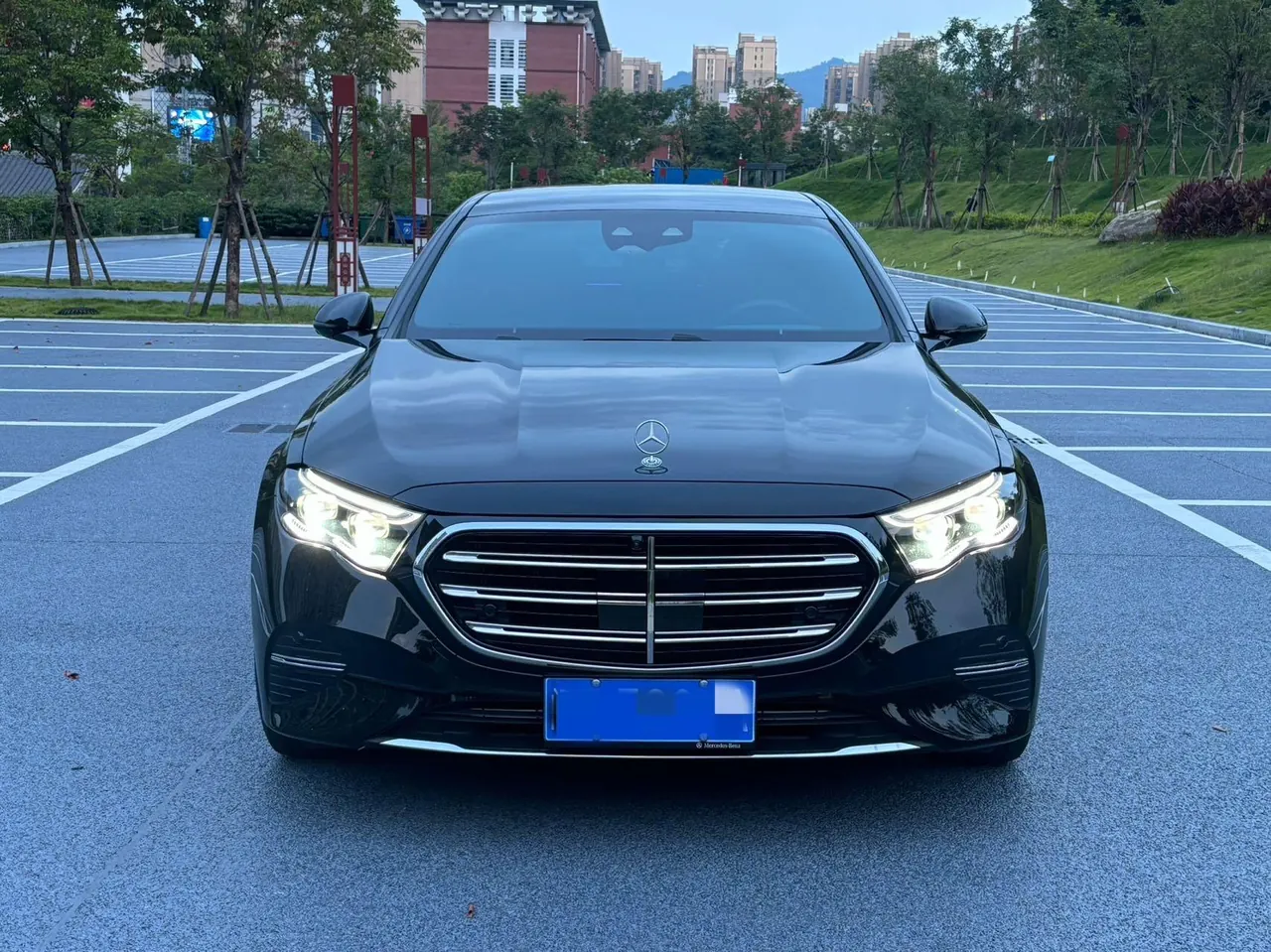 Mercedes Benz E Class 2025 E 300 L 48V 2.0T Luxury Sports Automatic 2