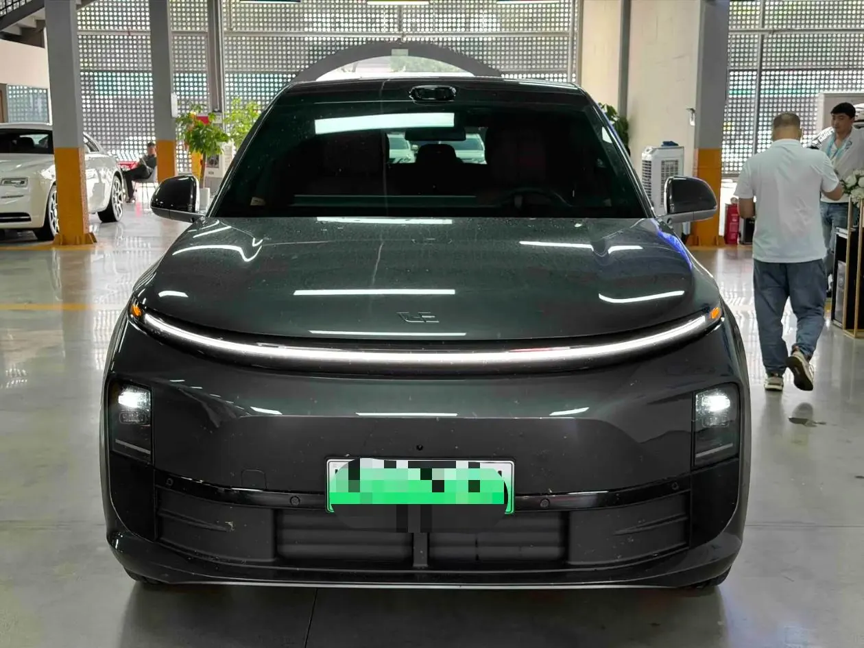 Li 2025 L6 Max Intelligent Rejuvenation New Edition Automatic Gear 2