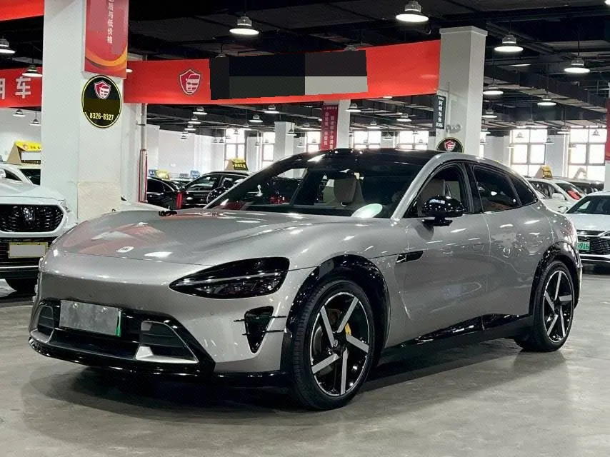 Open image lightbox: MI 2025 YU7 Long Endurance Four-wheel Drive Pro Edition Automatic Gear