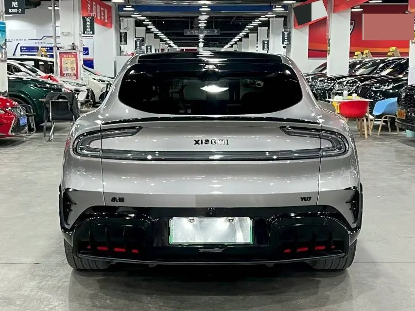 MI 2025 YU7 Long Endurance Four-wheel Drive Pro Edition Automatic Gear 8