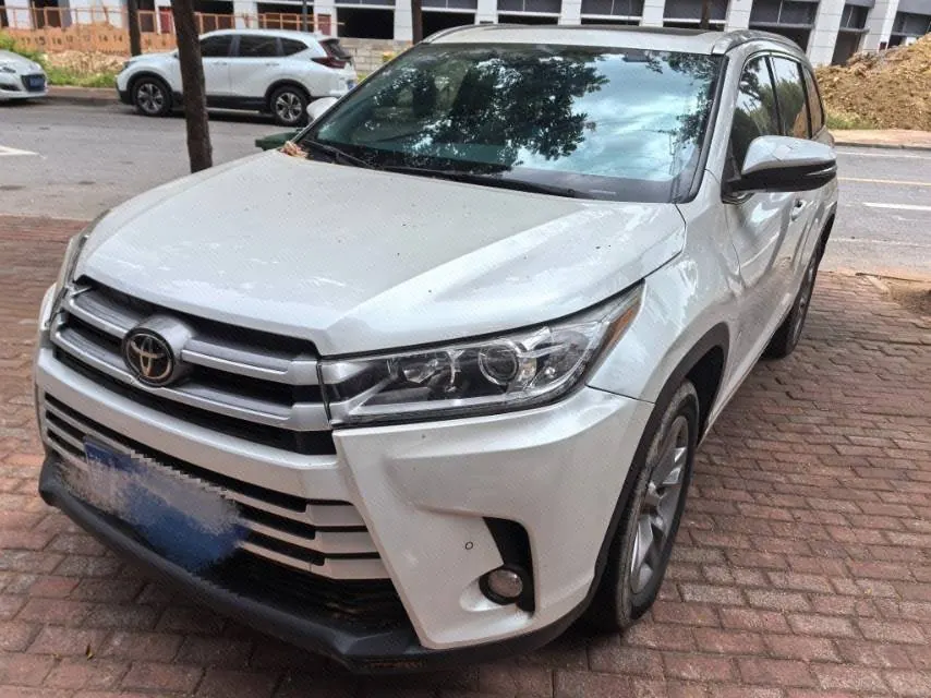 Открыть галерею: Toyota 2021 Highlander 2.0T 4-wheel drive deluxe 7-seat automatic gear