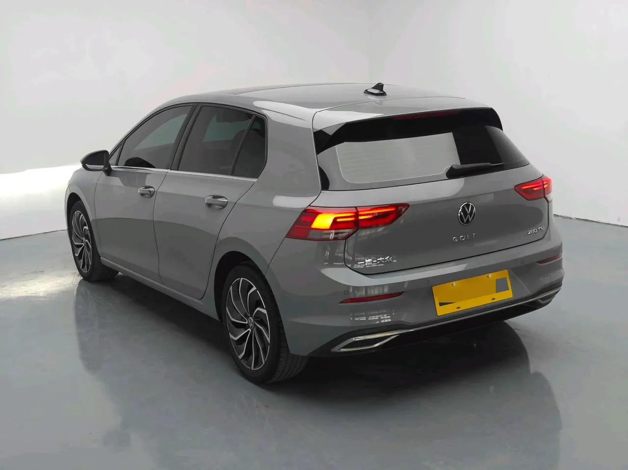 Volkswagen 2021 Golf 8 PRO 1.4TSI 280TSI Automatic 5