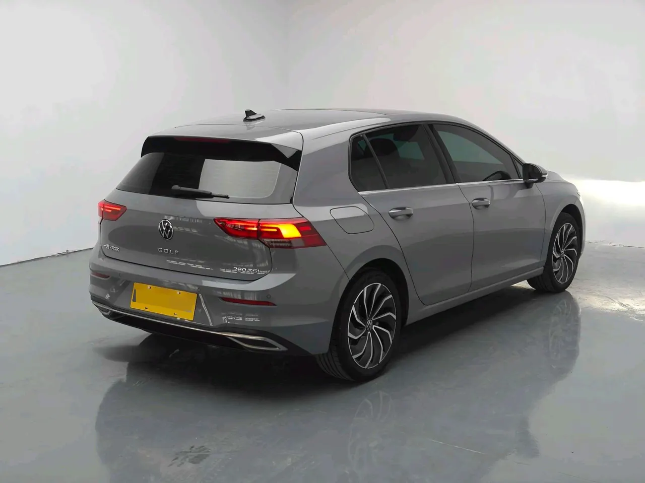 Volkswagen 2021 Golf 8 PRO 1.4TSI 280TSI Automatic 6