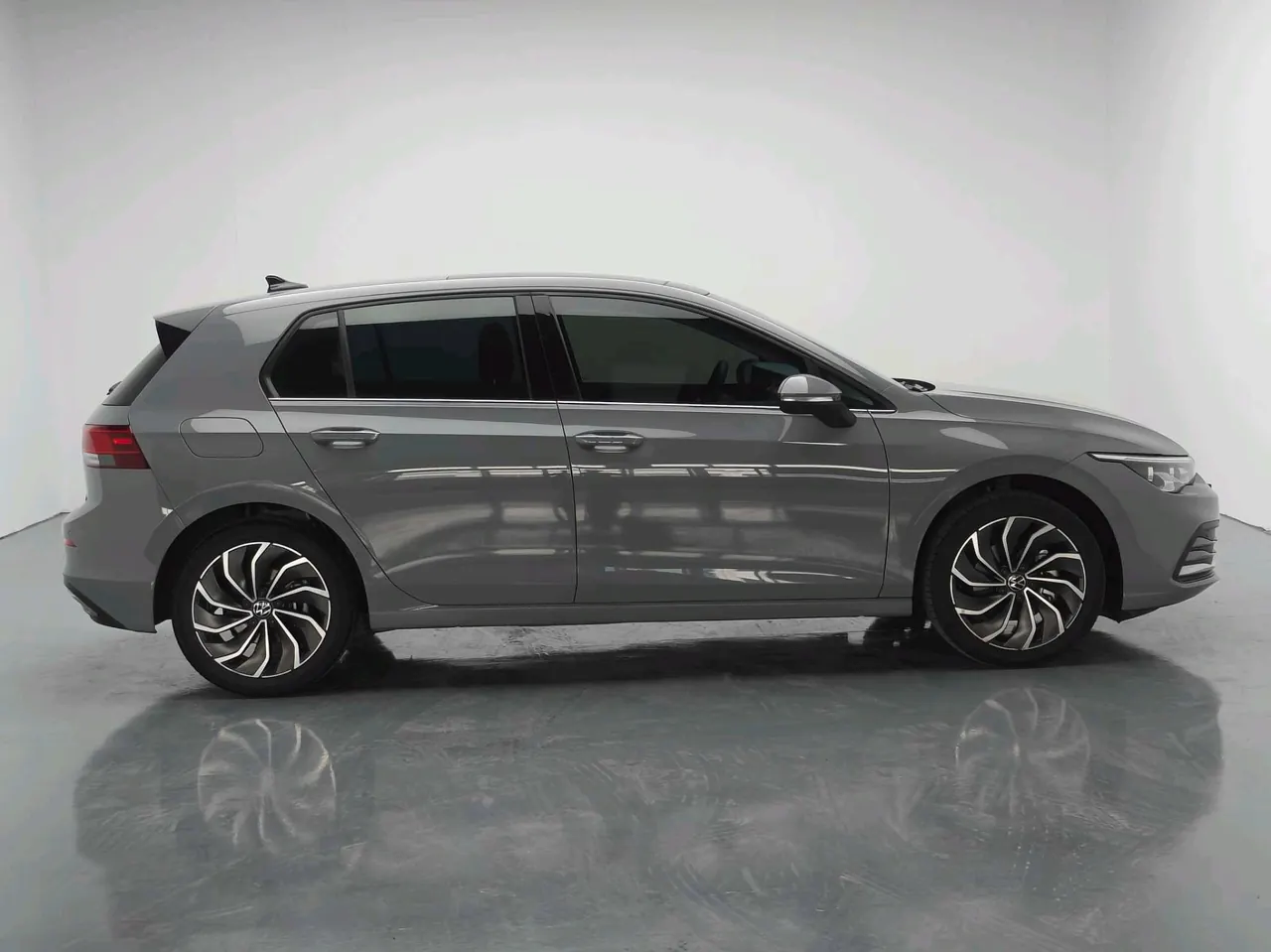 Volkswagen 2021 Golf 8 PRO 1.4TSI 280TSI Automatic 8