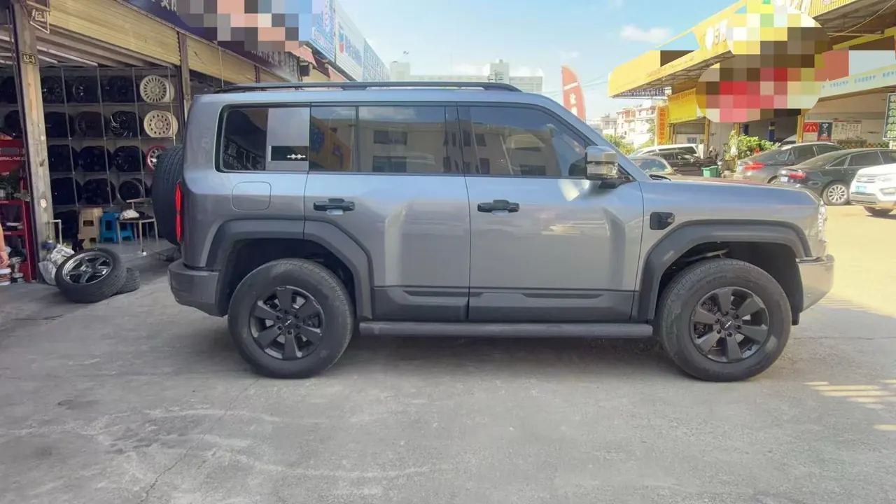 FangChengBao 2026 Leopard 5 1.5T Stepless 210KM Gods Max Edition Automatic Gear 4