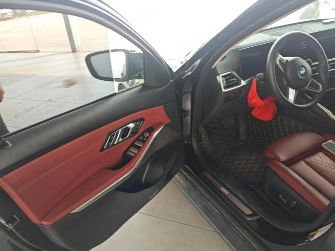 BMW 2024 i3 eDrive 35 L automatic gear 5
