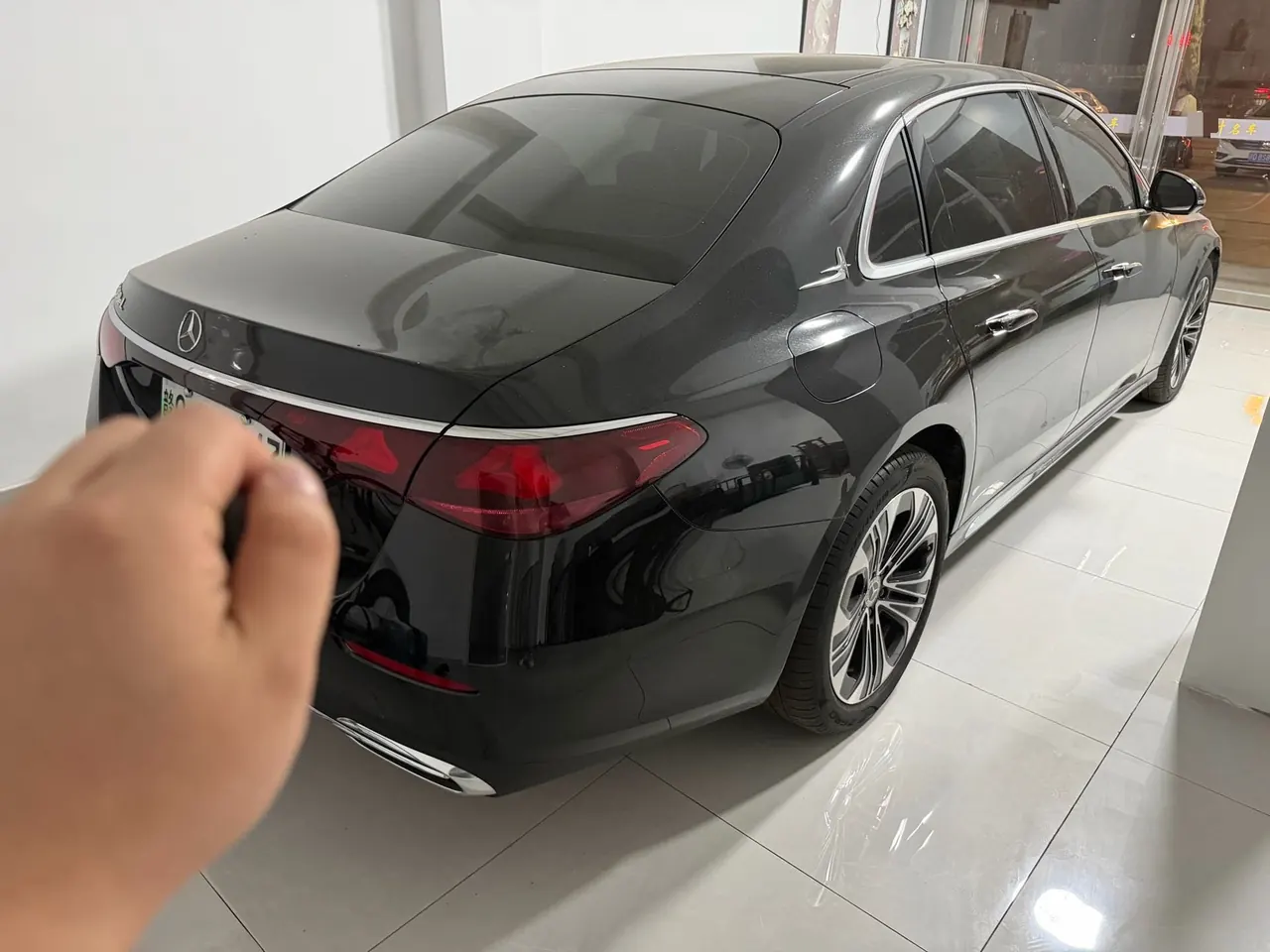 Mercedes Benz Class E New Energy 2024 E 350 e L 2.0T Automatic Gear 4