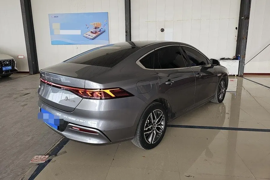 BYD 2021 Qin PLUS EV 500KM Honorable Automatic Gear 2