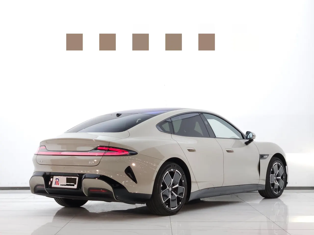 MI 2024 SU 7 800km 4-wheel drive ultra-long endurance high-end smart driving Max version automatic gear 3