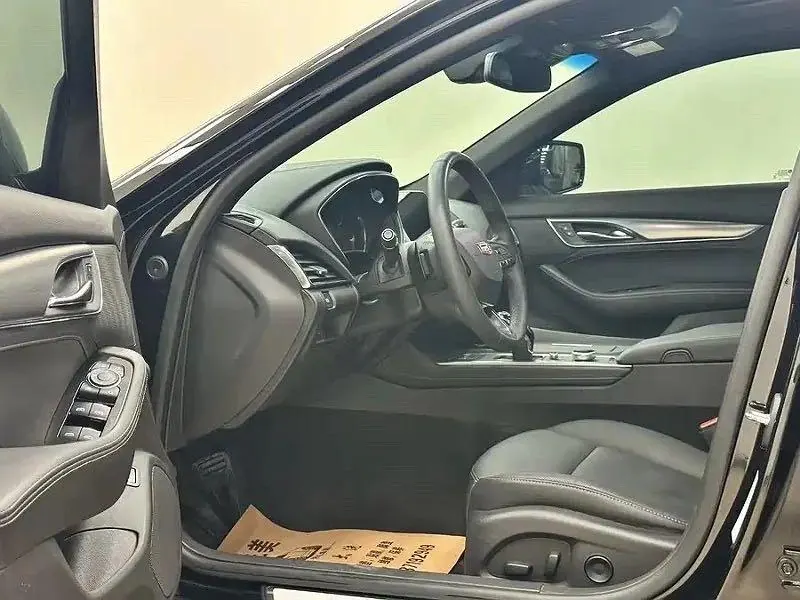 Cadillac 2023 CT5 2.0T 28T Luxury (Standard Edition) Automatic Gear 5