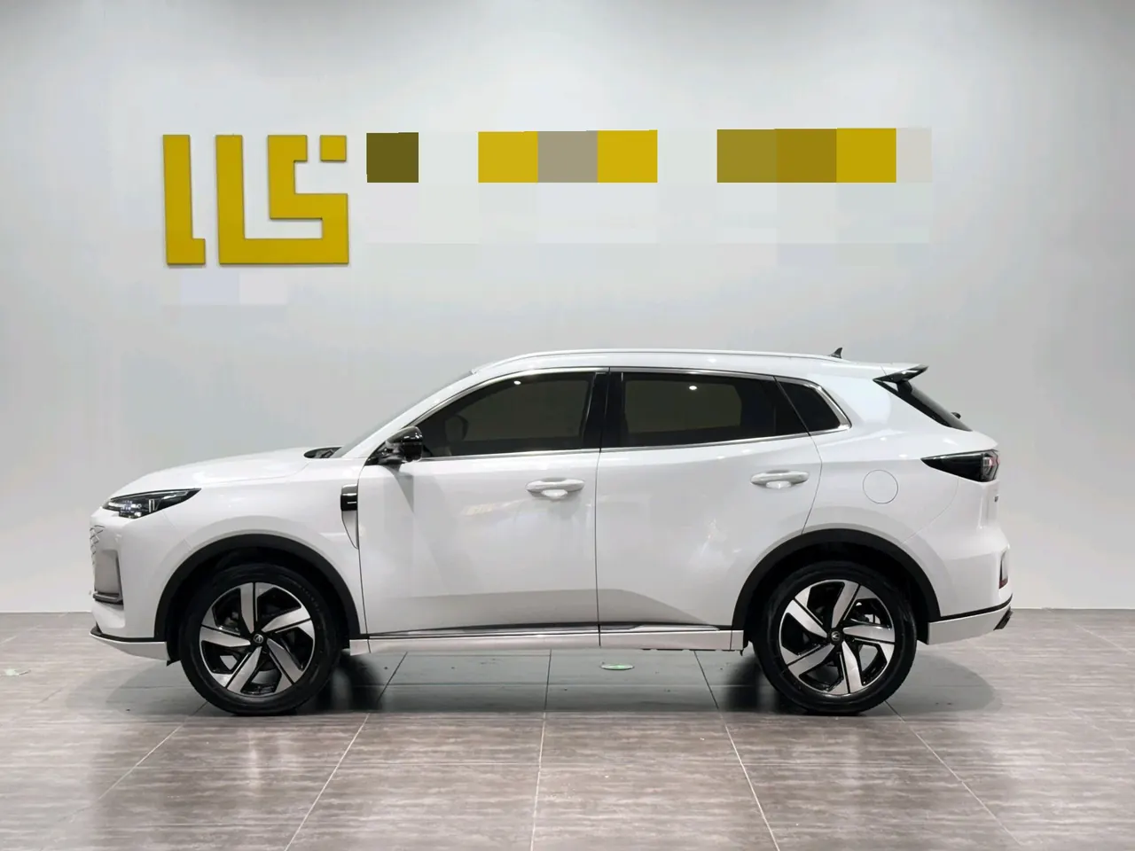 ChangAn 2024 CS55 PLUS 1.5T Excellent Automatic Gear 3