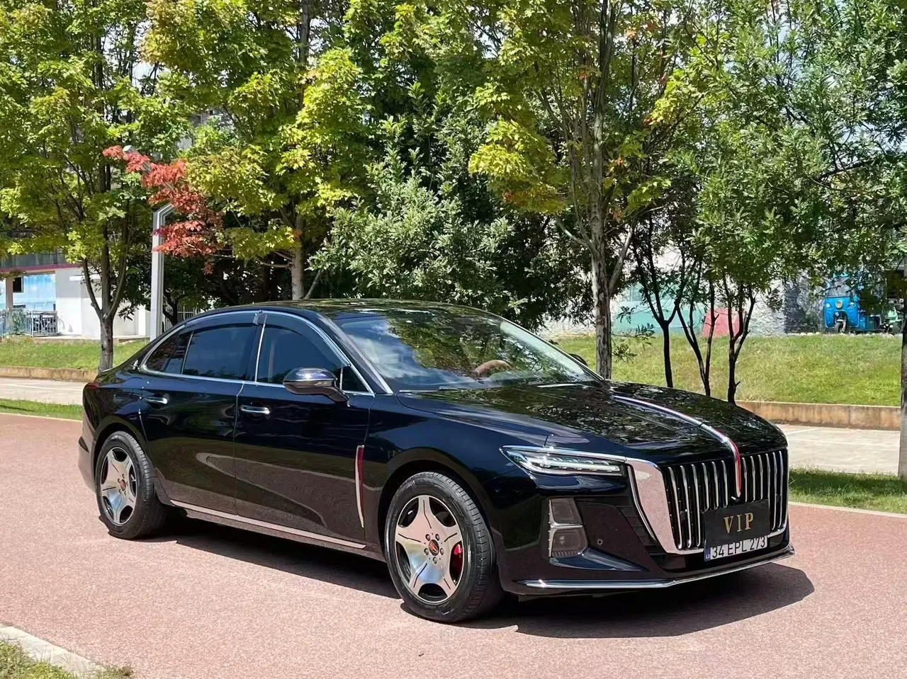 HongQi 2023 H5 2.0T Zhilian Flag Edition Automatic Gear 3
