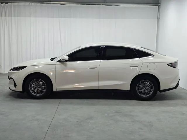 BYD 2026 Seal 06 DM-i 1.5 Stepless Super Edition 128KM Deluxe Edition Automatic Gear 5