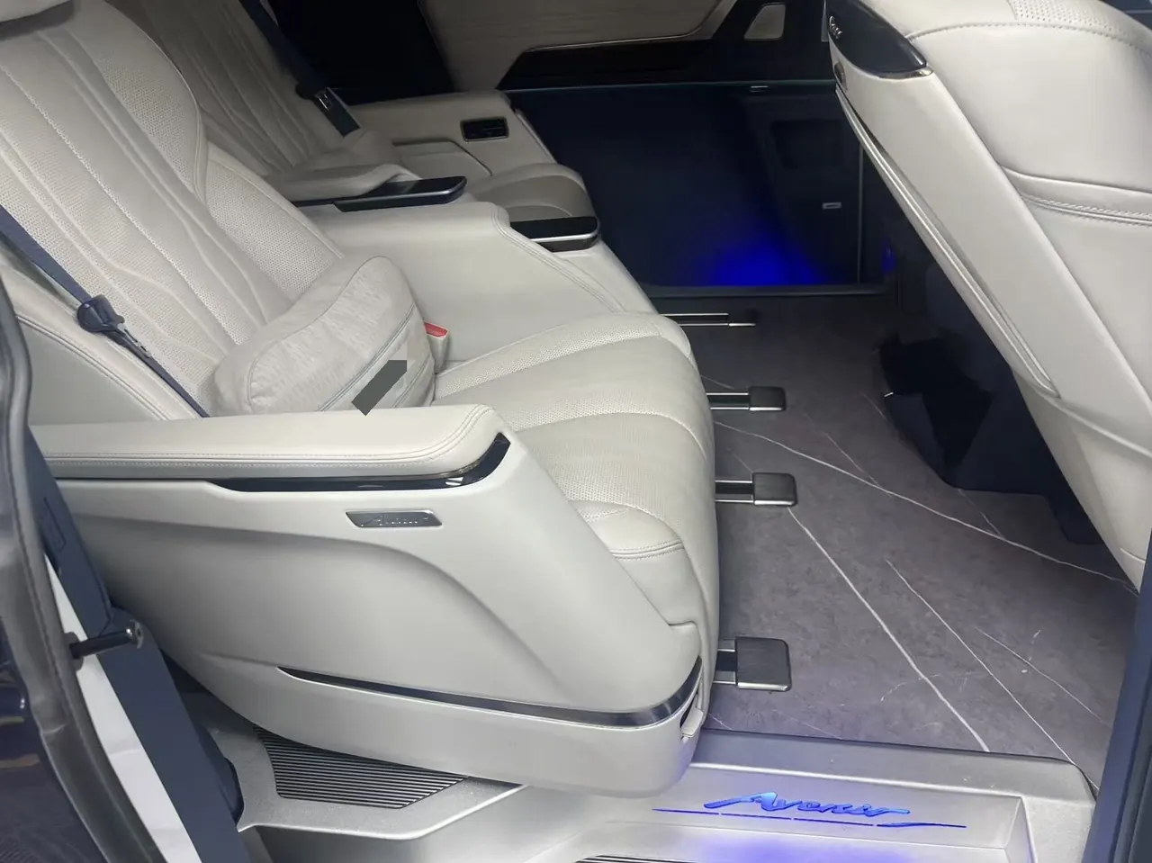 Buick 2023 Century 48V 2.0T Yunshi Edition 6-seat Automatic Gear 3