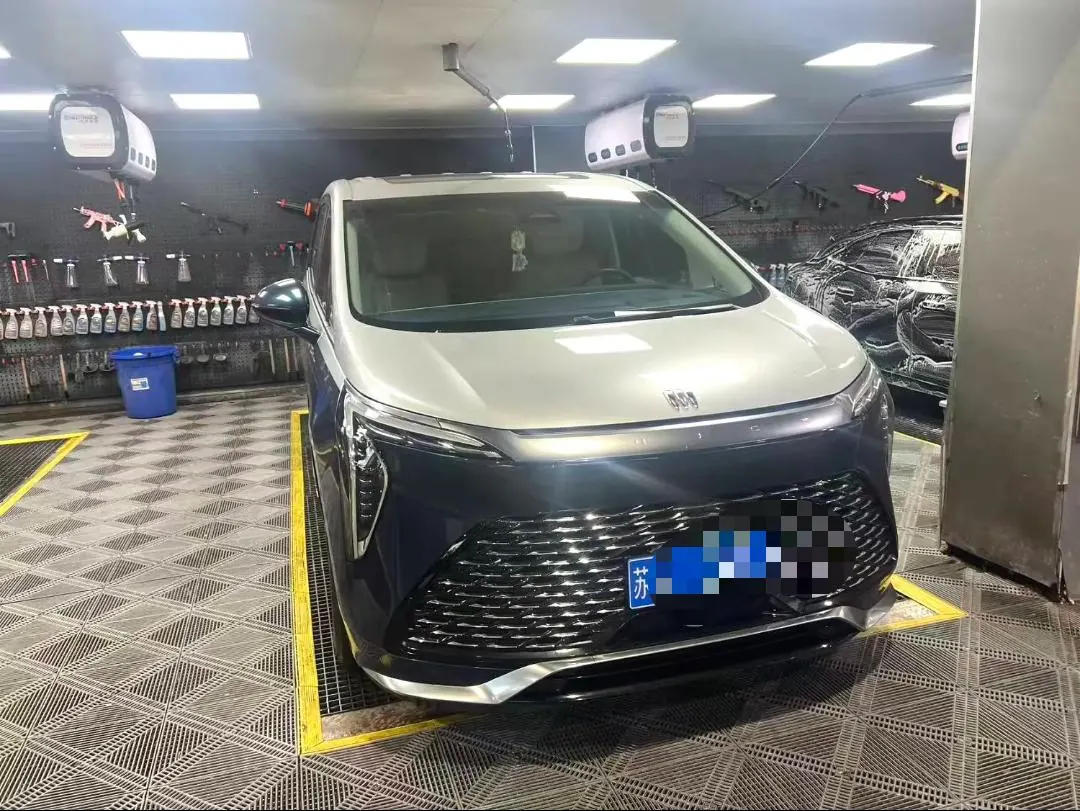 Buick 2023 Century 48V 2.0T Yunshi Edition 6-seat Automatic Gear 6
