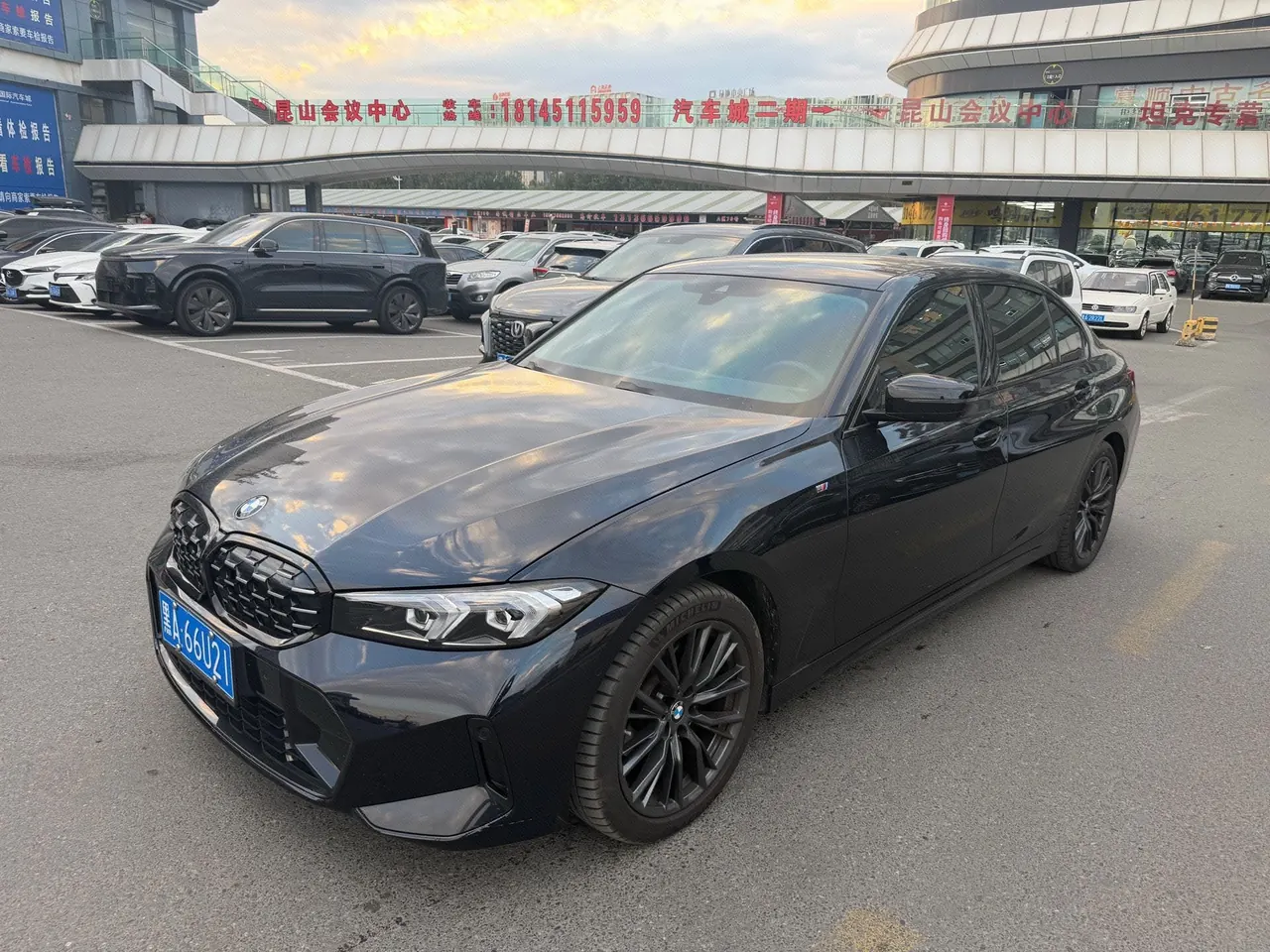 Open image lightbox: BMW 3 Series 2023 325Li 2.0T M Sports Obsidian Night Suit Automatic Gear