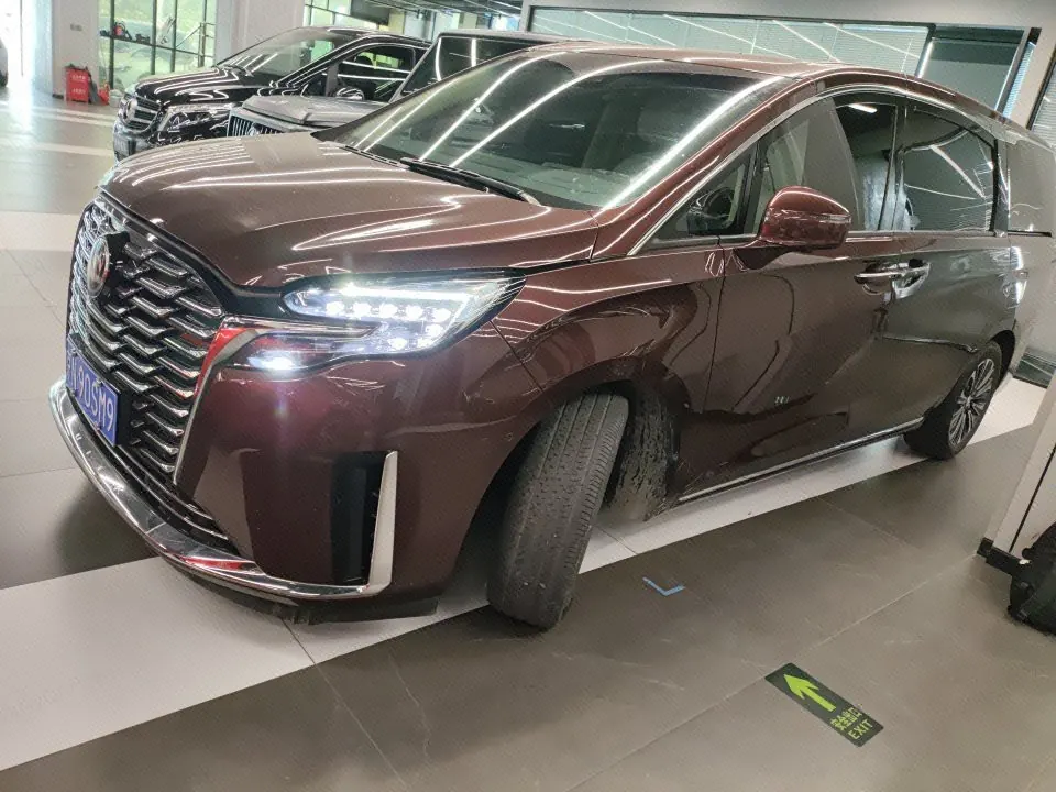 Open image lightbox: Buick 2023 GL8 ES Lu Zun 48V 2.0T 653T Luxury Automatic Gear
