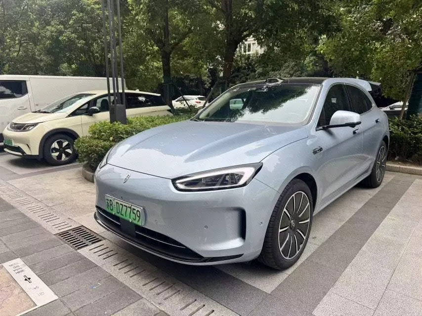 打开图片灯箱:AITO 2023 AITO M5 EV pure electric rear drive smart driving version automatic gear