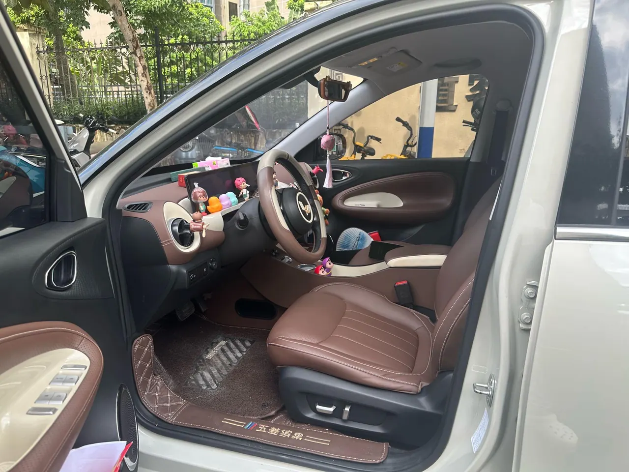 WuLing 2023 Plantronics 410km LingBox Exclusive Automatic Transmission 5