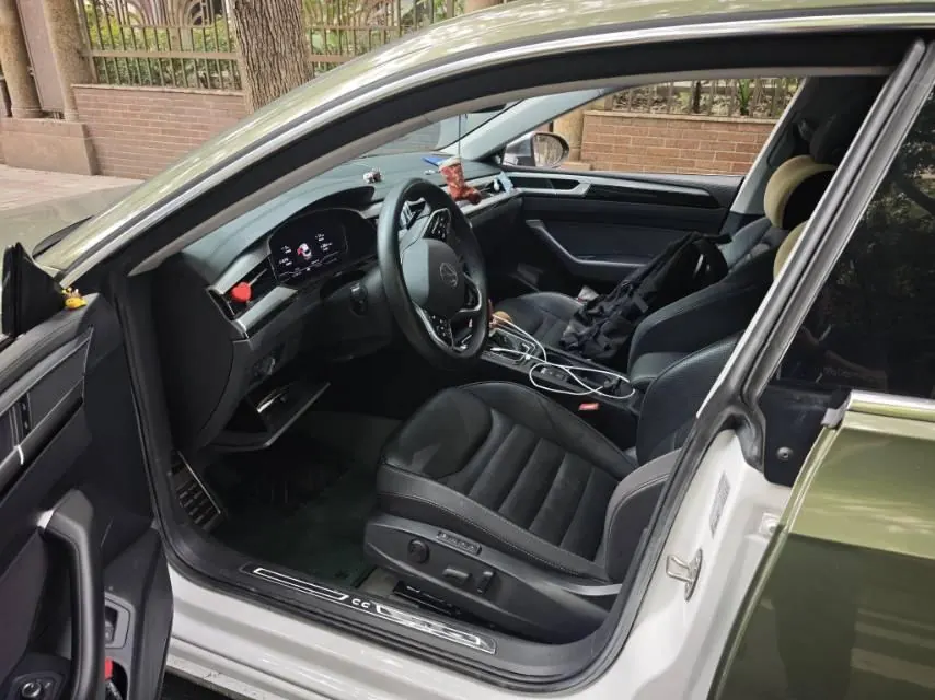 Volkswagen 2021 CC 2.0TSI 380TSI Shining Edition Automatic Gear 2