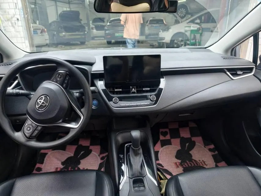 Toyota 2023 Lei Ling Shuangqing 1.8 Stepless Intelligent Electric Hybrid Deluxe Edition Automatic Gear 6