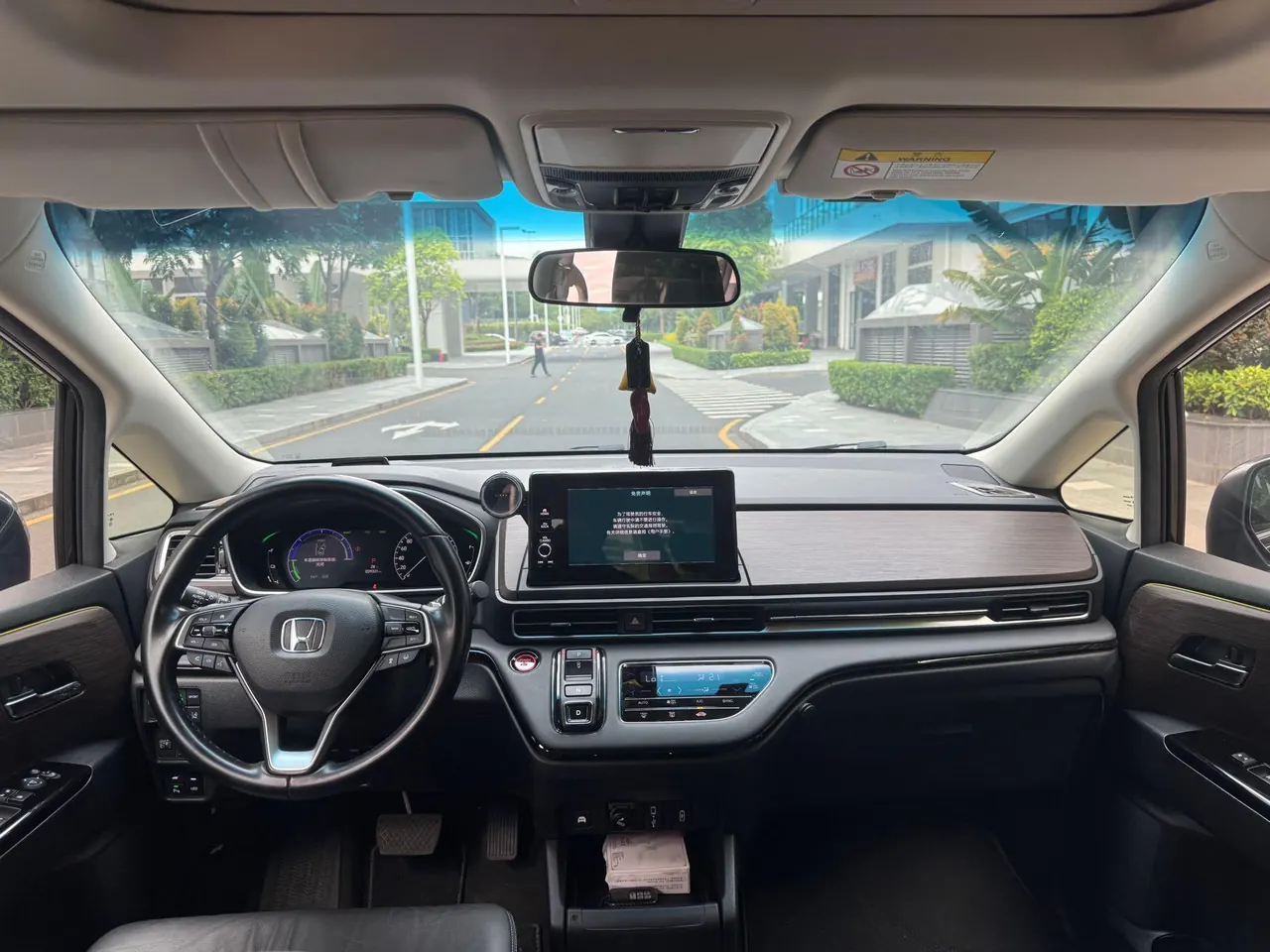 Honda 2022 Odyssey Hybrid 2.0 Stepless Sharp and Glory Edition Automatic Gear 3