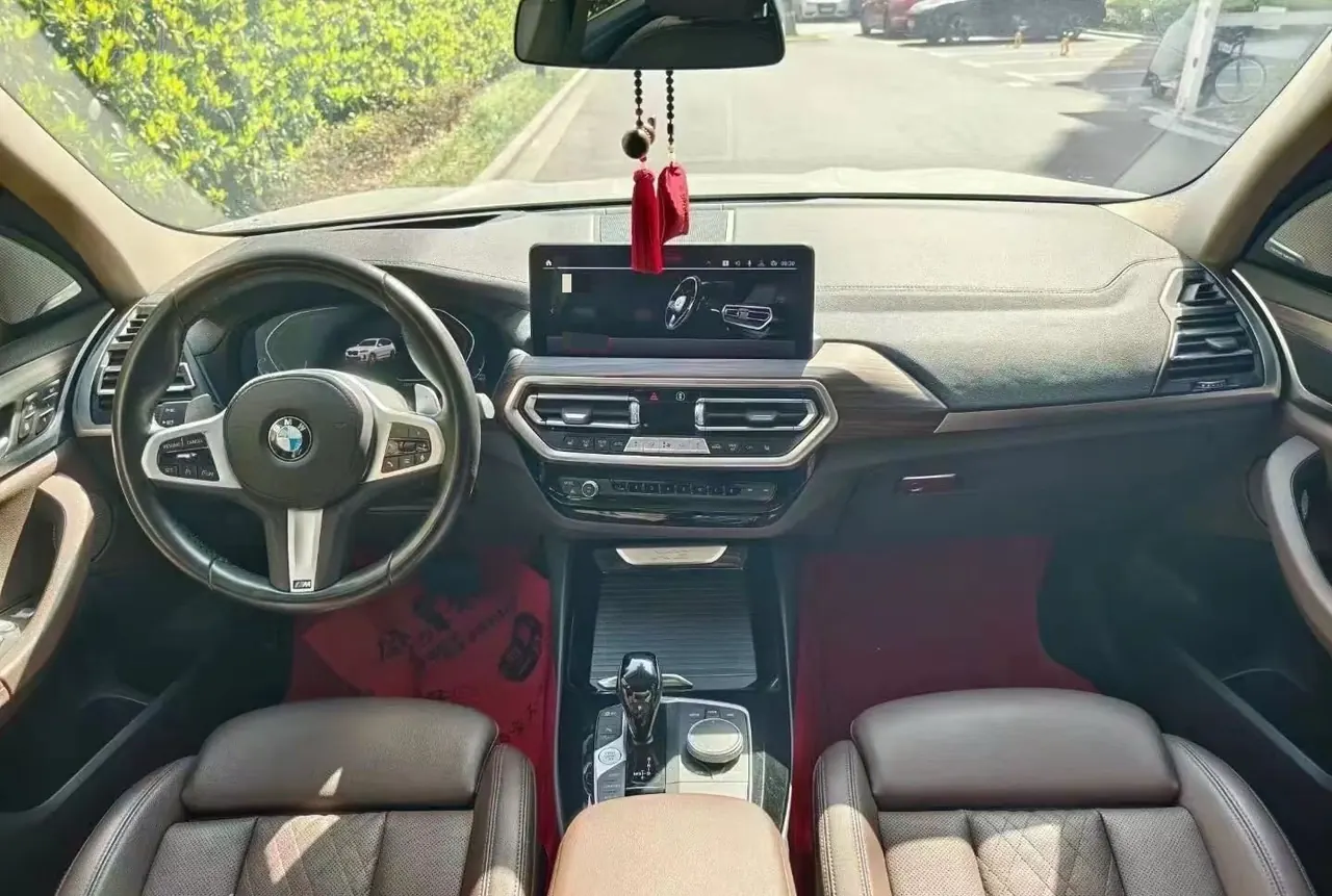 BMW 2022 X3 xDrive30i 2.0T Leading M Obsidian Night Suit Automatic Gear 6